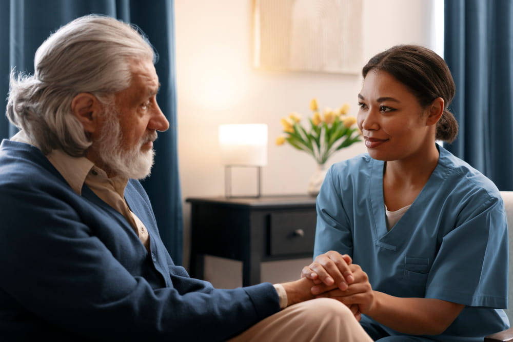 Helping Seniors Adjust to a New Care Home